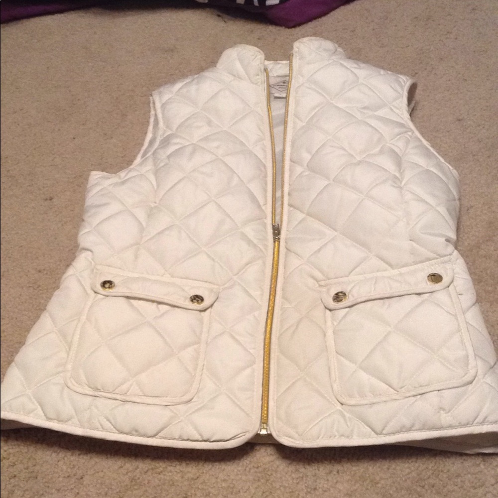 Cute white and gold zip up cover up